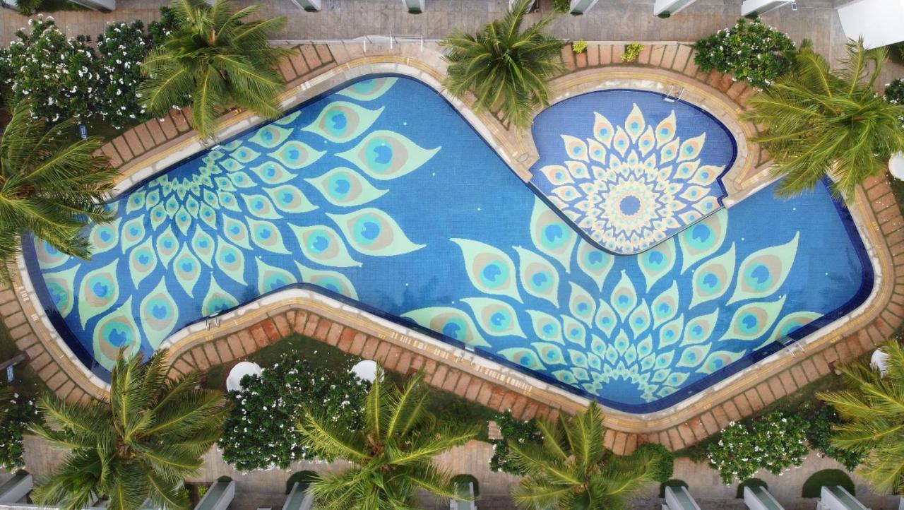 Grande Bay And Resort 4*