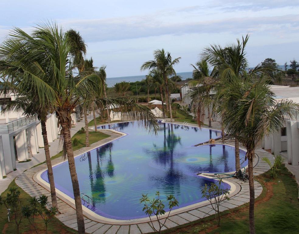 Resort Grande Bay And